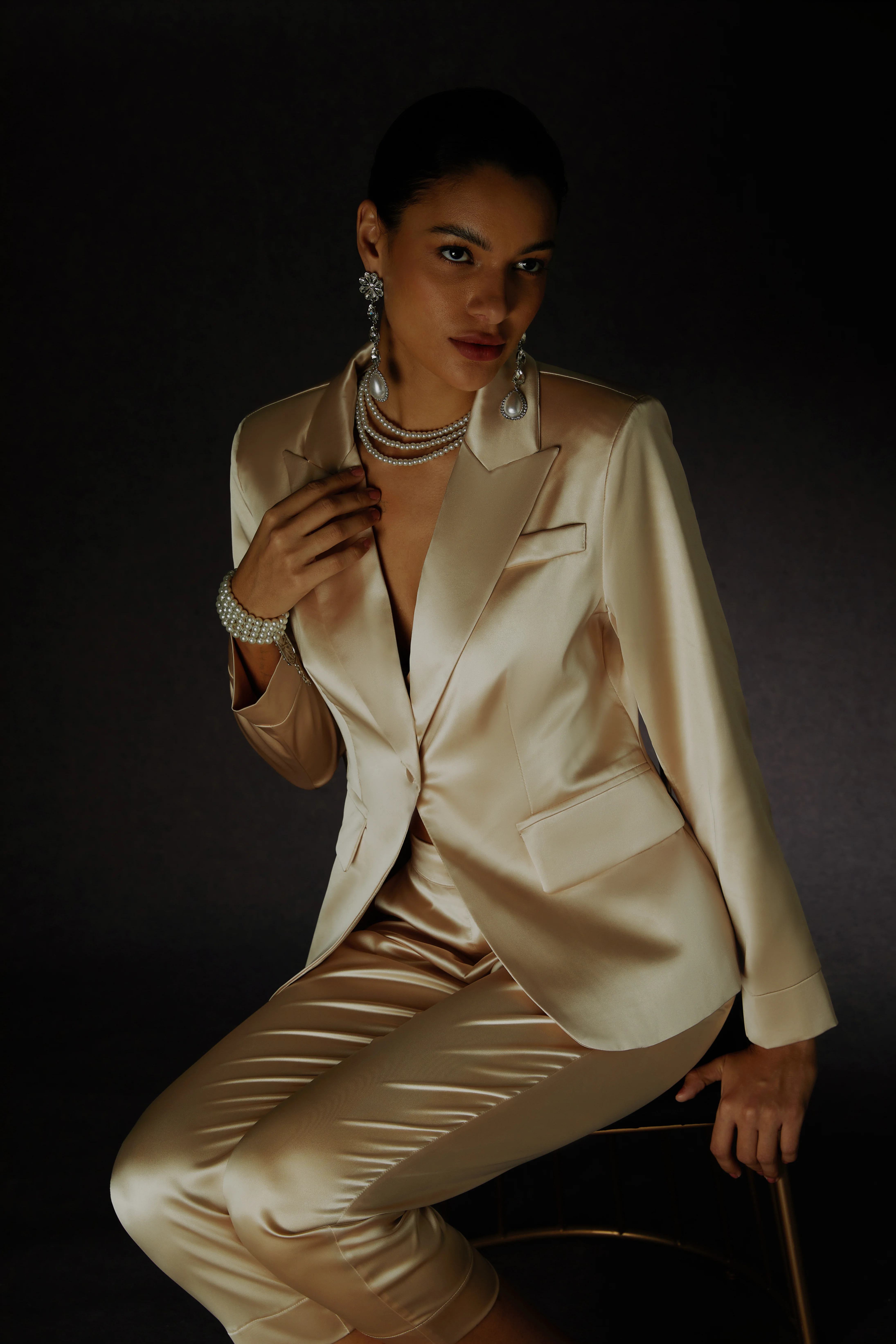 Elegant Satin Plain Lapel Collar Blazer No Scarf