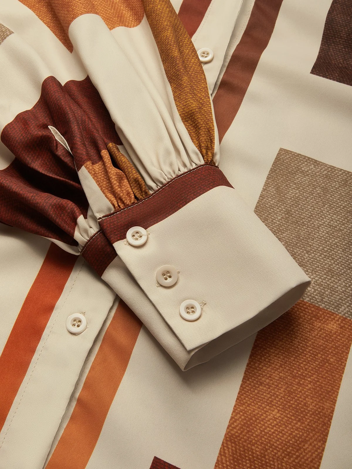 Urban Plaid Balloon-Sleeve Buckle Shirt