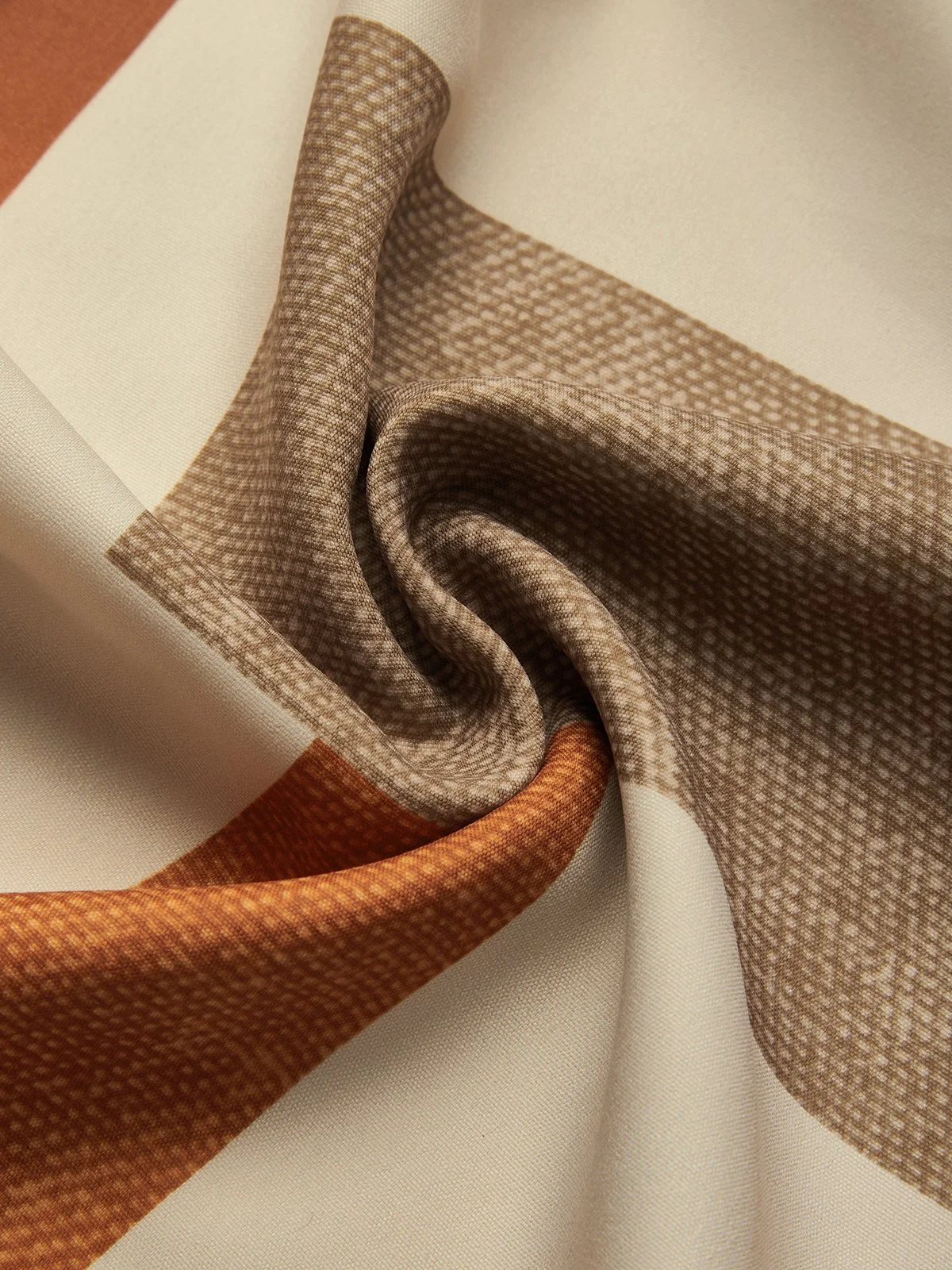 Urban Plaid Balloon-Sleeve Buckle Shirt