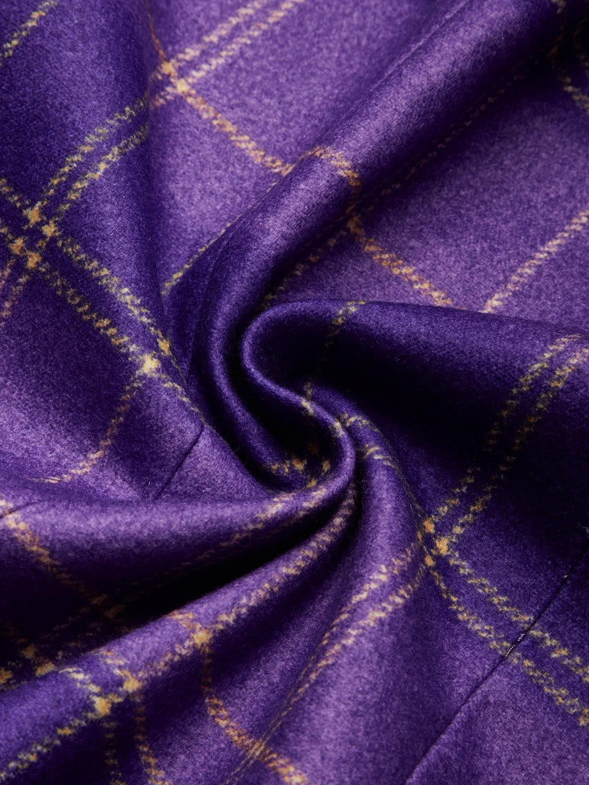 Urban Plaid Buttoned Lapel Blazer