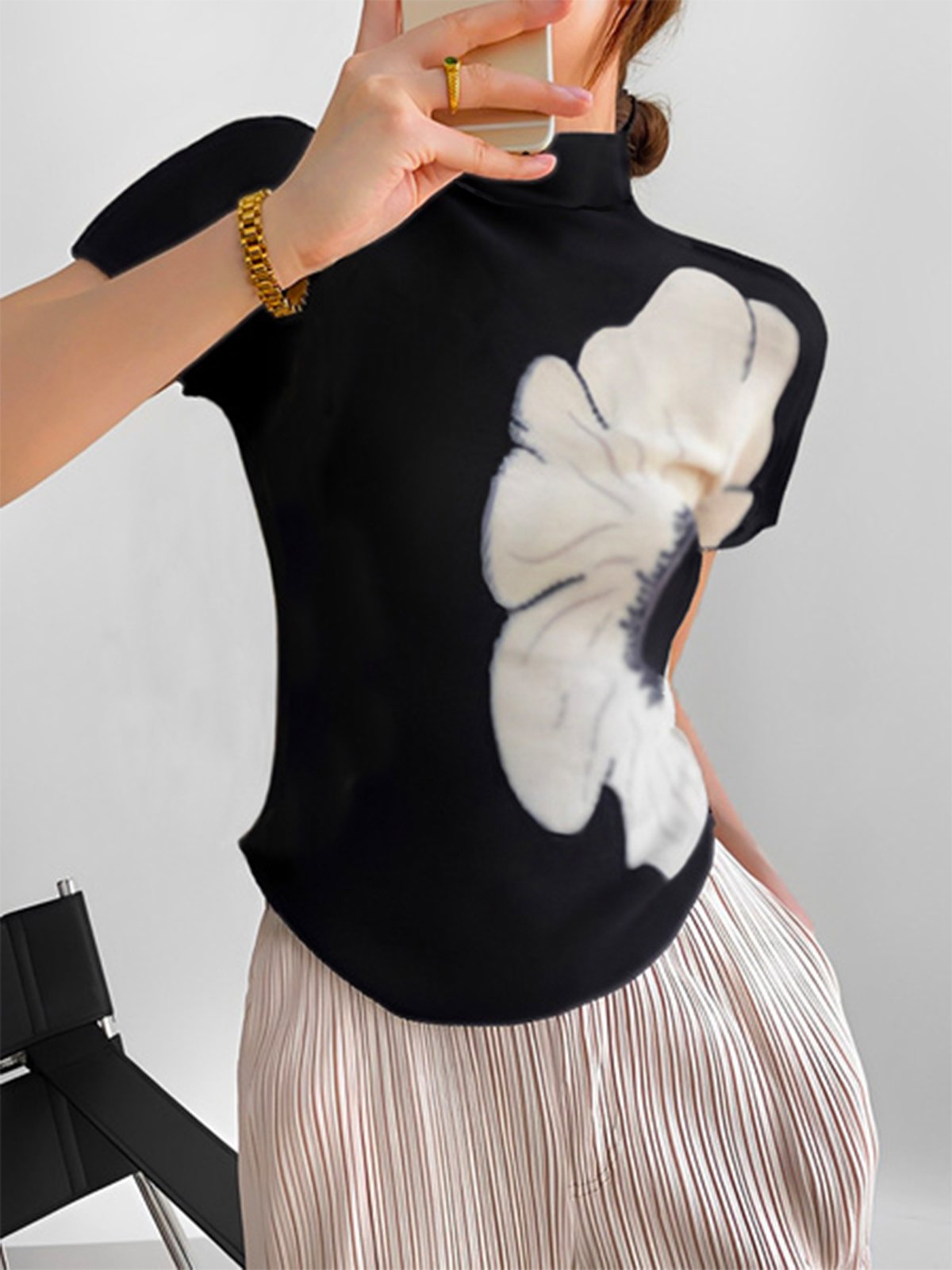 Tight Floral Short Sleeve Elegant T-Shirt