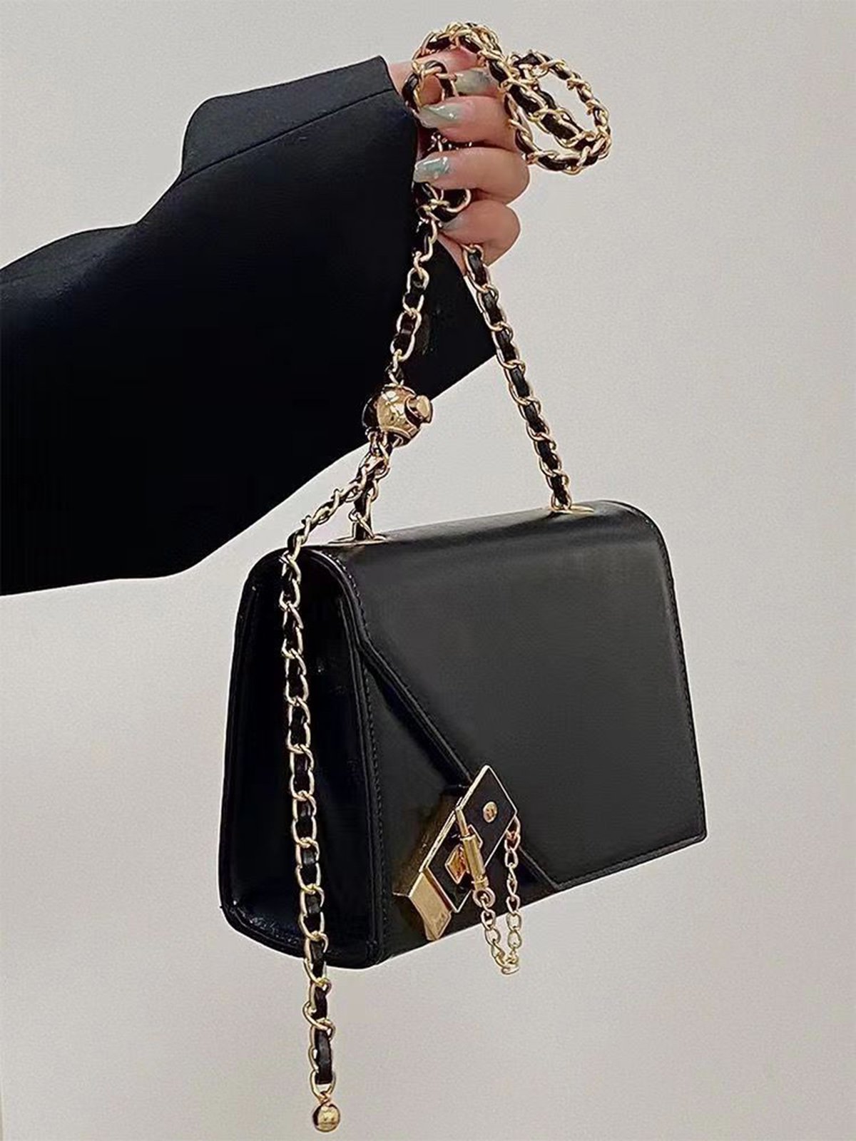 Stylish Black Keychain Buckle Chain Strap Crossbody Square Bag