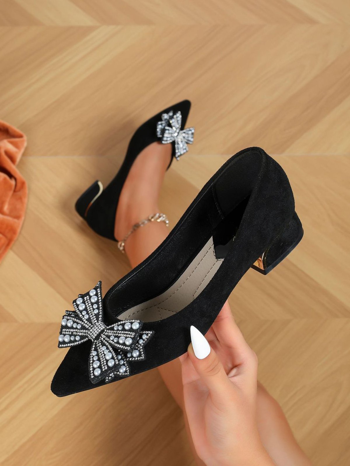Elegant Imitation Pearl Rhinestone Bowknot Low Heel Shallow Shoes