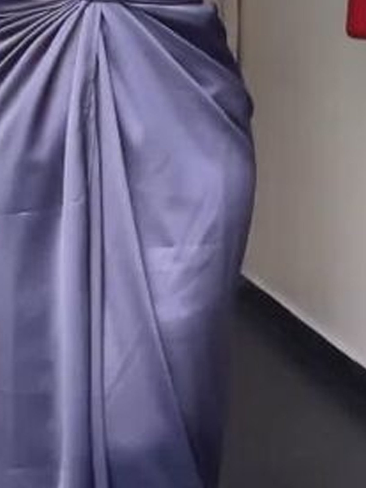 Elegant Regular Fit Plain Midi Dress With No Belt