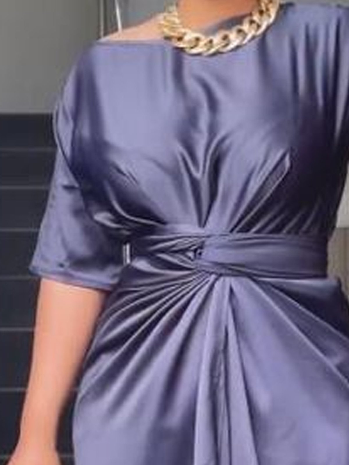 Elegant Regular Fit Plain Midi Dress With No Belt
