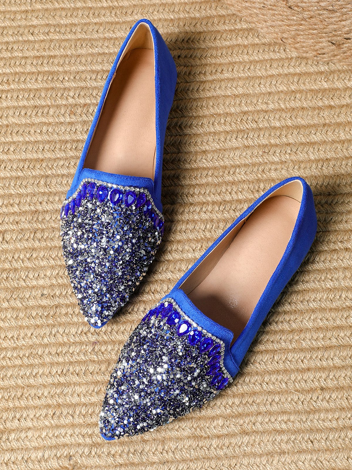 Gorgeous Rhinestone Sequined Pointed Toe Flat Shoes