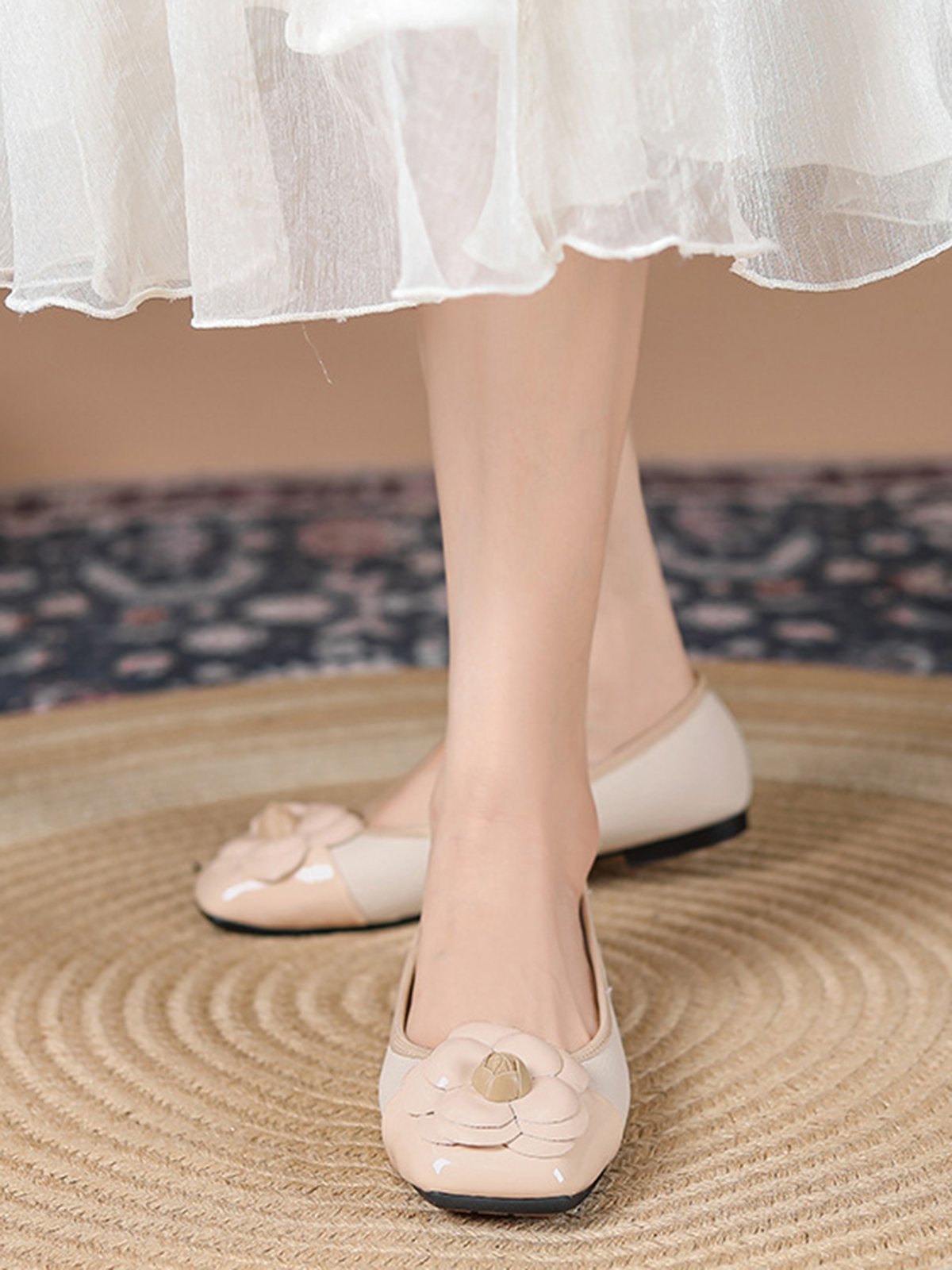 Elegant Camellia Color Block Square Toe Shallow Shoes
