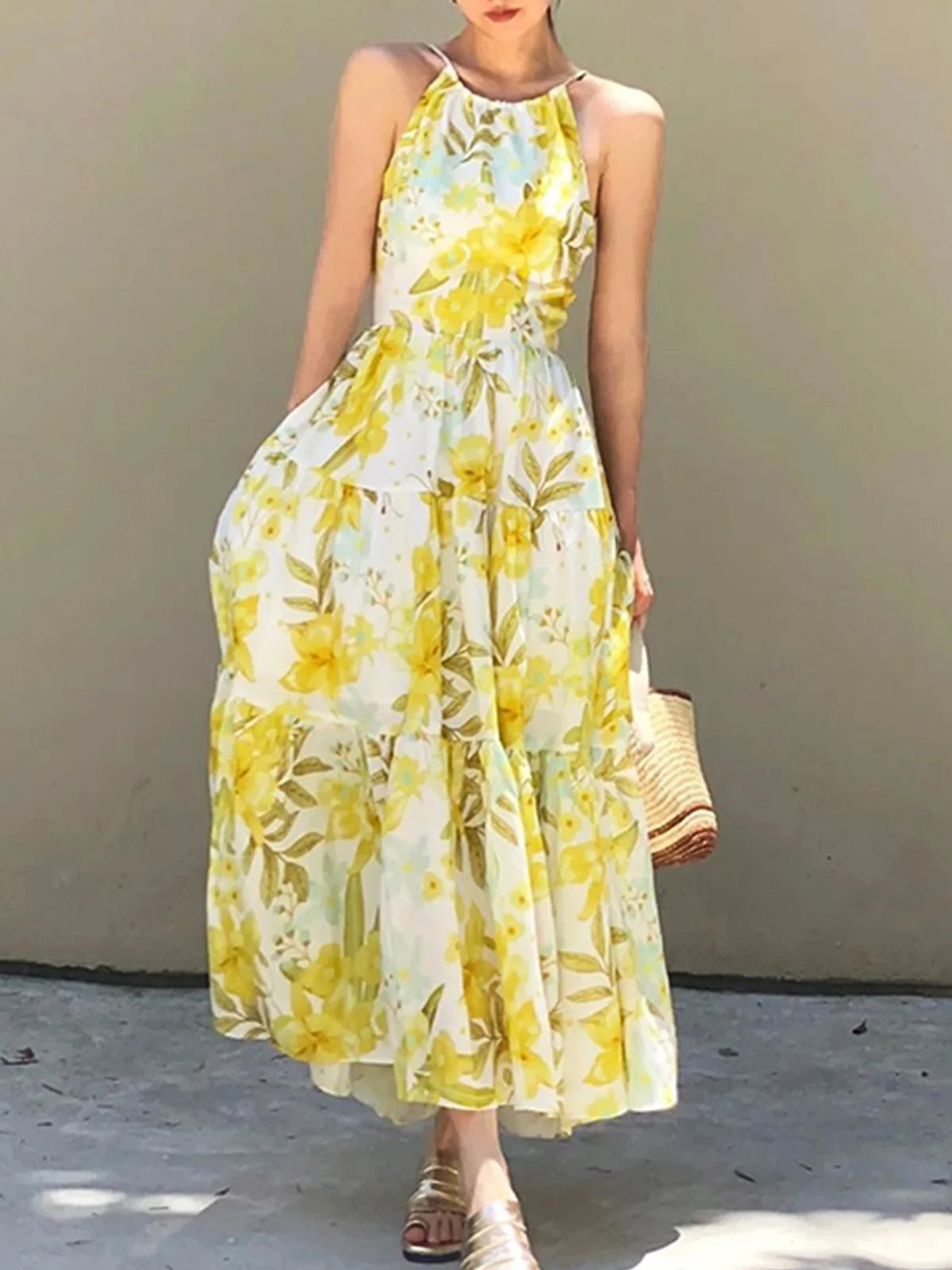 Vacation Halter Loose Pockets Floral Dress