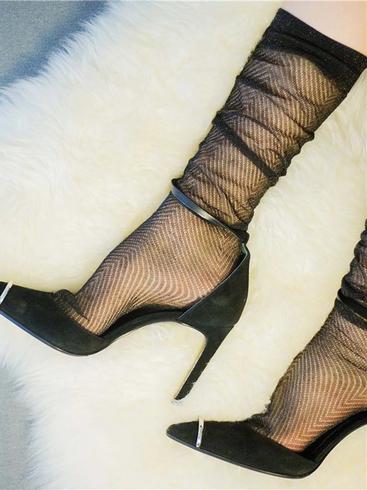 Fashionable Long Stockings With Shiny Silk Detail