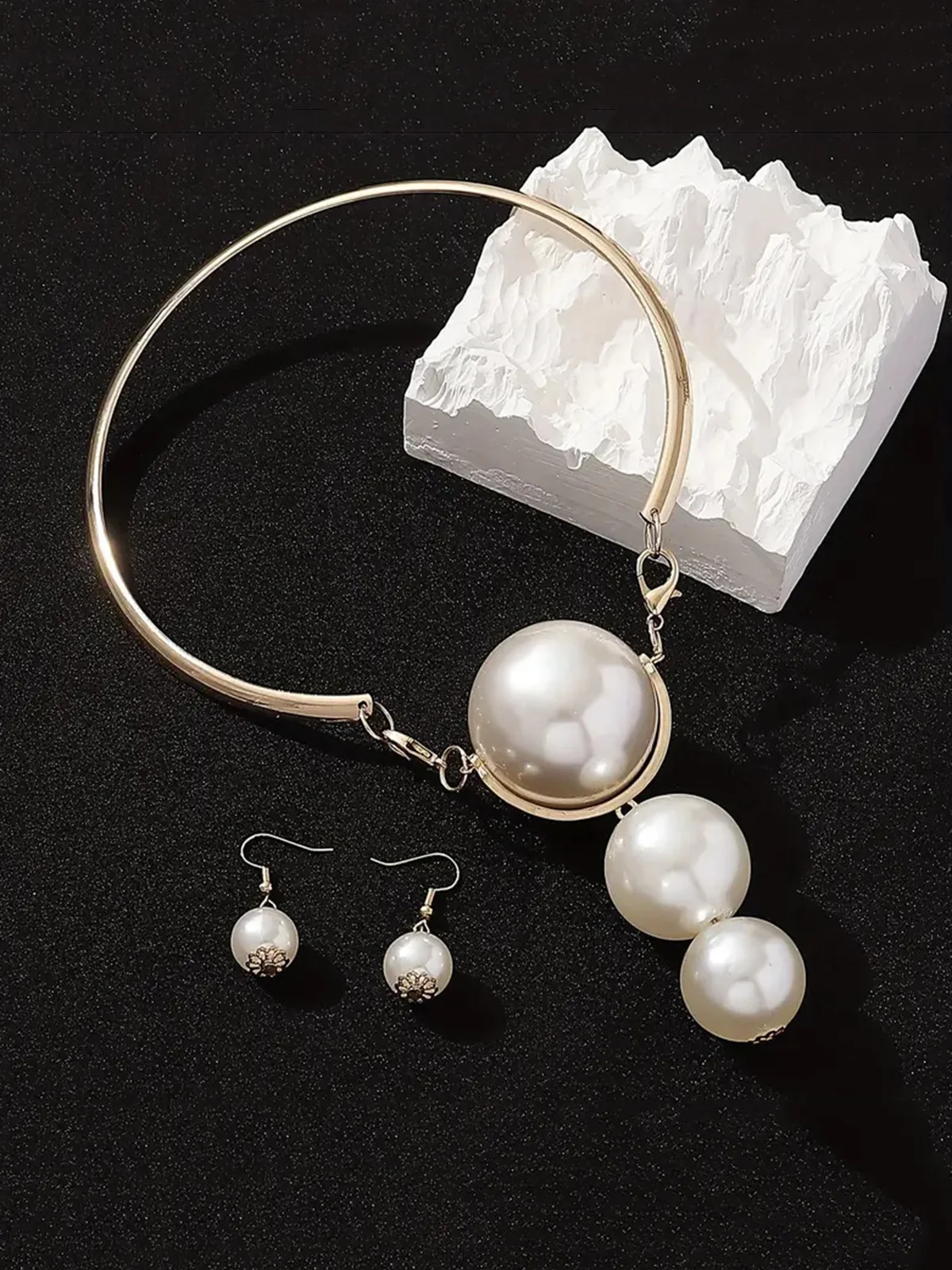 Exaggerated Imitation Pearl Party Jewelry Set
