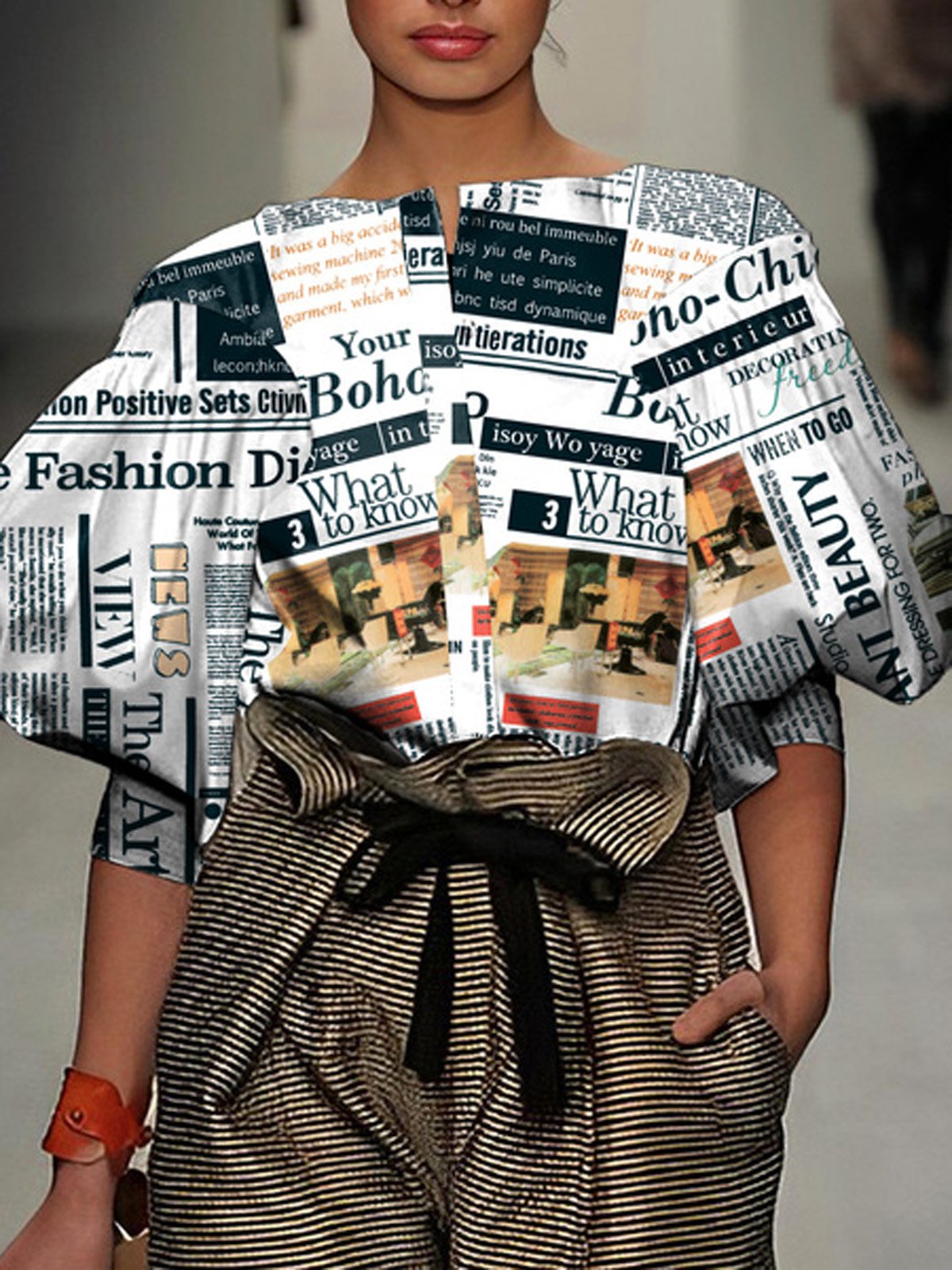 Regular Fit Boat Neck Urban Printing Blouse