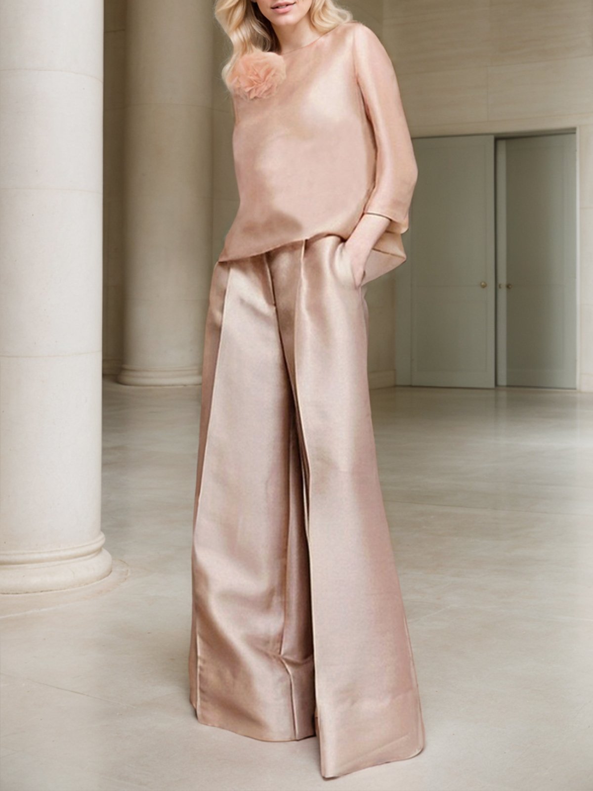 Plain Loose Daily Crew Neck Shirt With Brooch