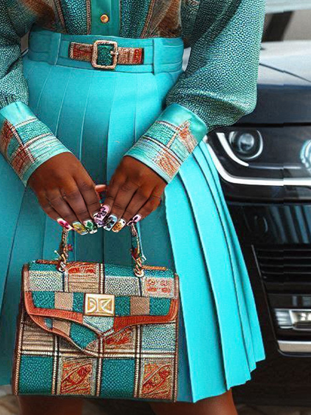 Pleated Elegant Skirt With Belt