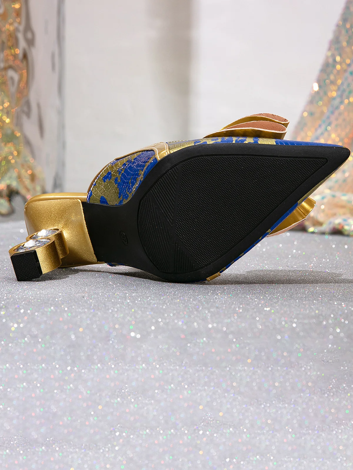 All Season Pu Urban Shaped Heel Flat