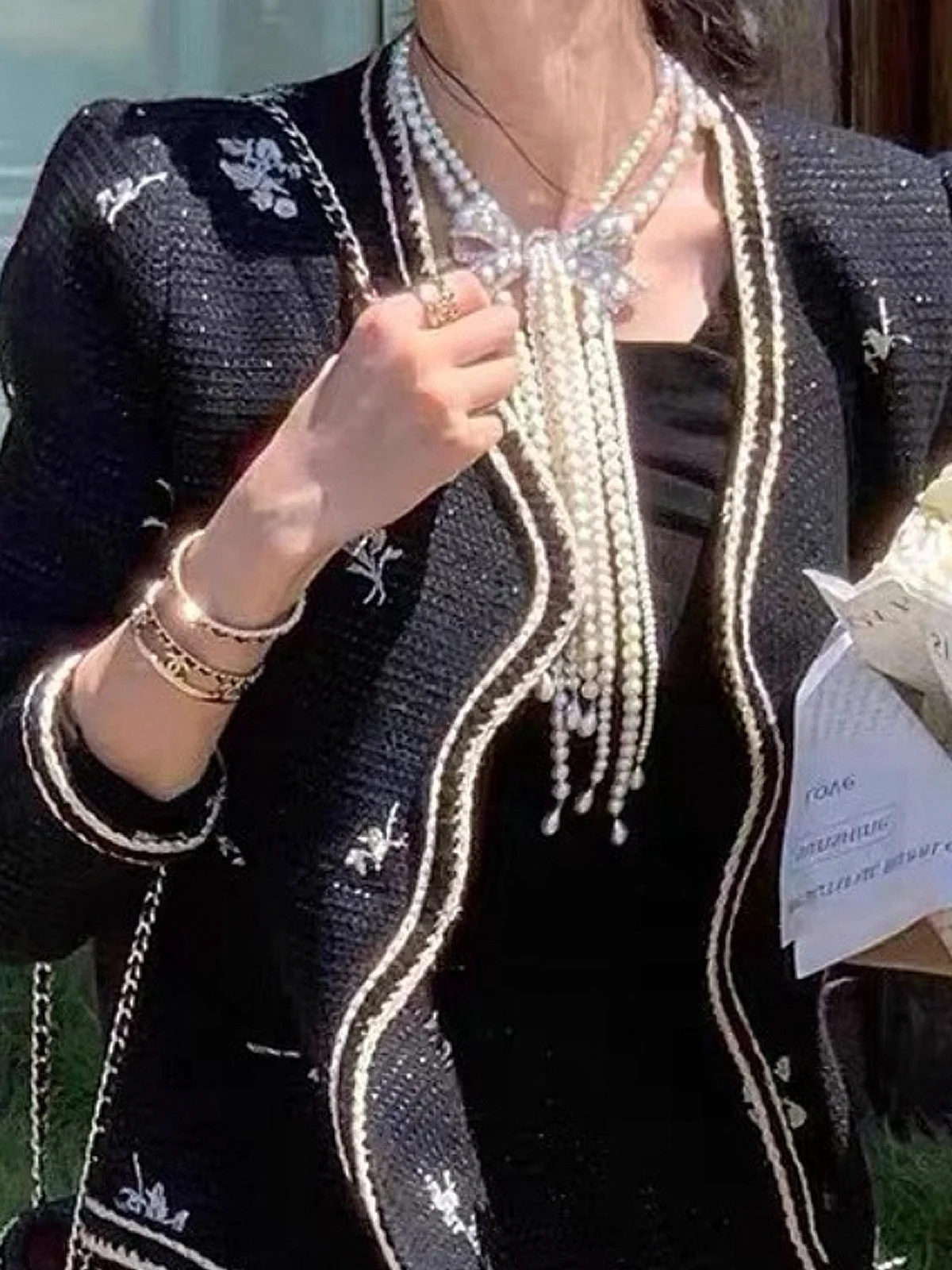 exquisite pearl necklace