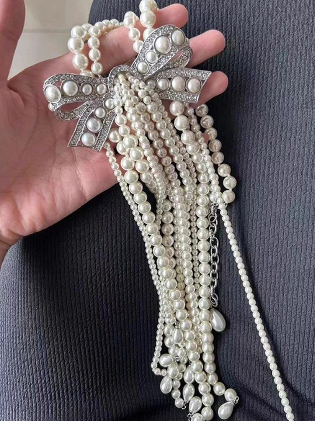 exquisite pearl necklace