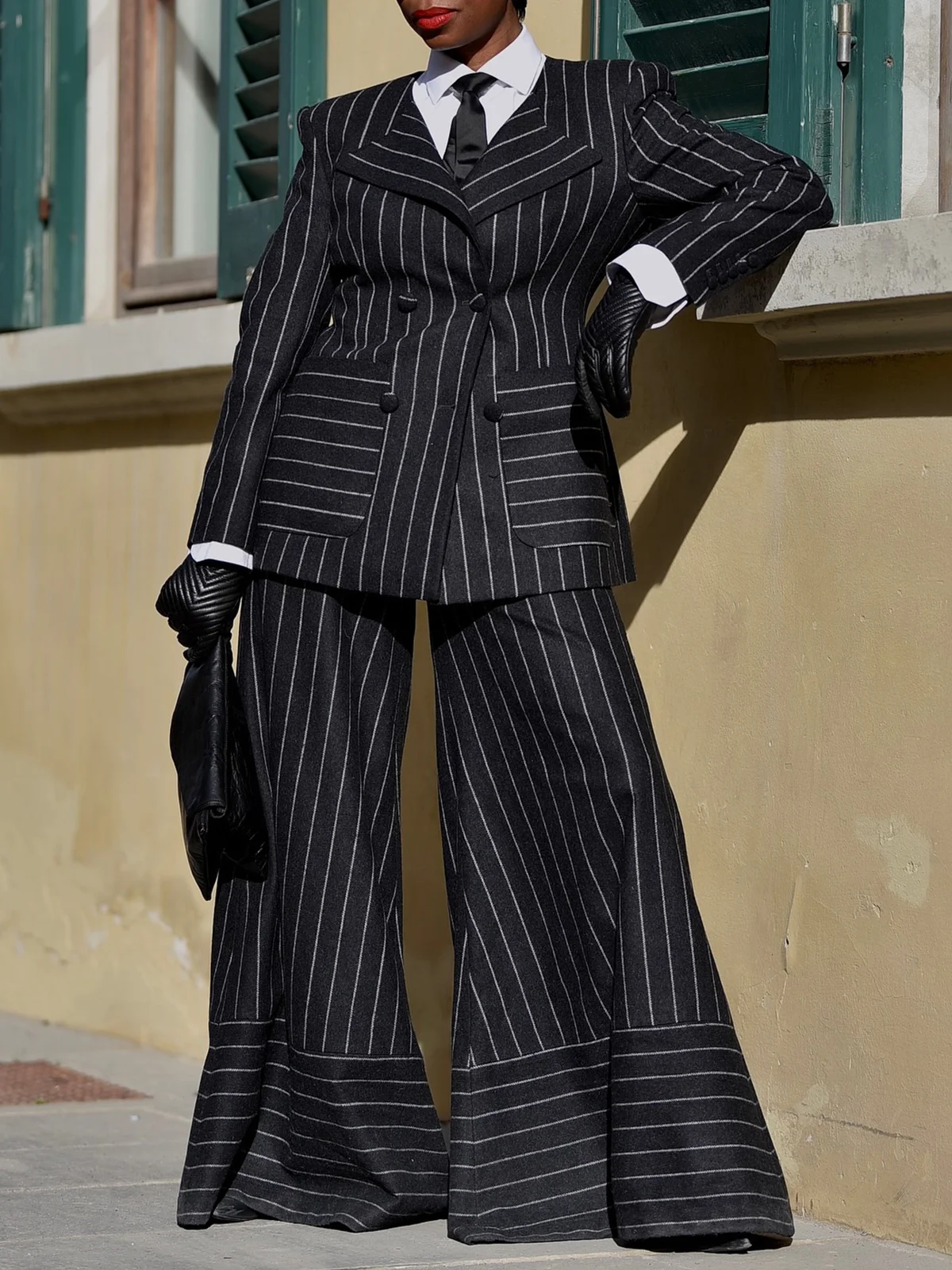 Urban  Buttoned Striped Lapel Collar Blazer