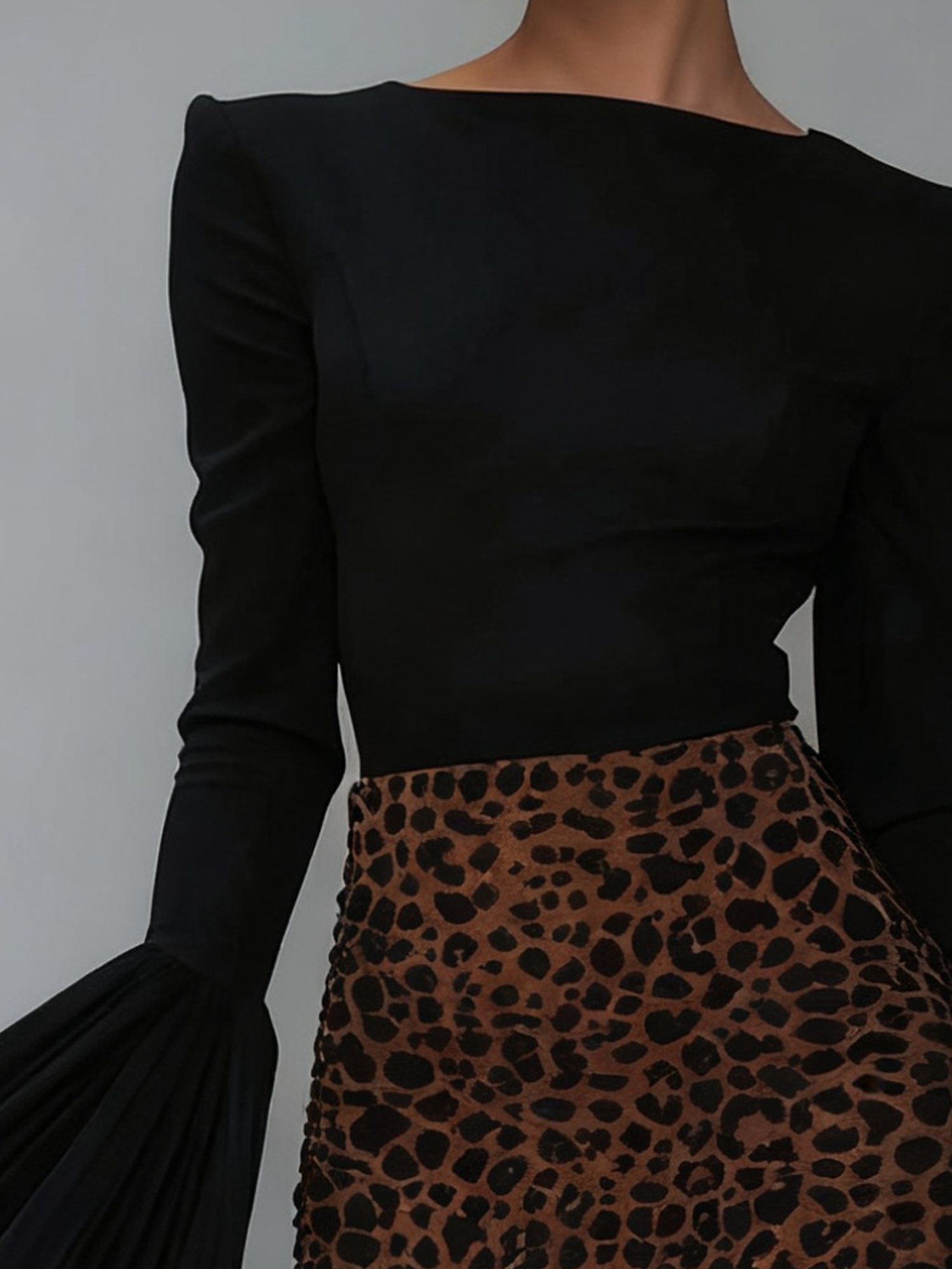 Elegant Plain Off The Shoulder Blouse