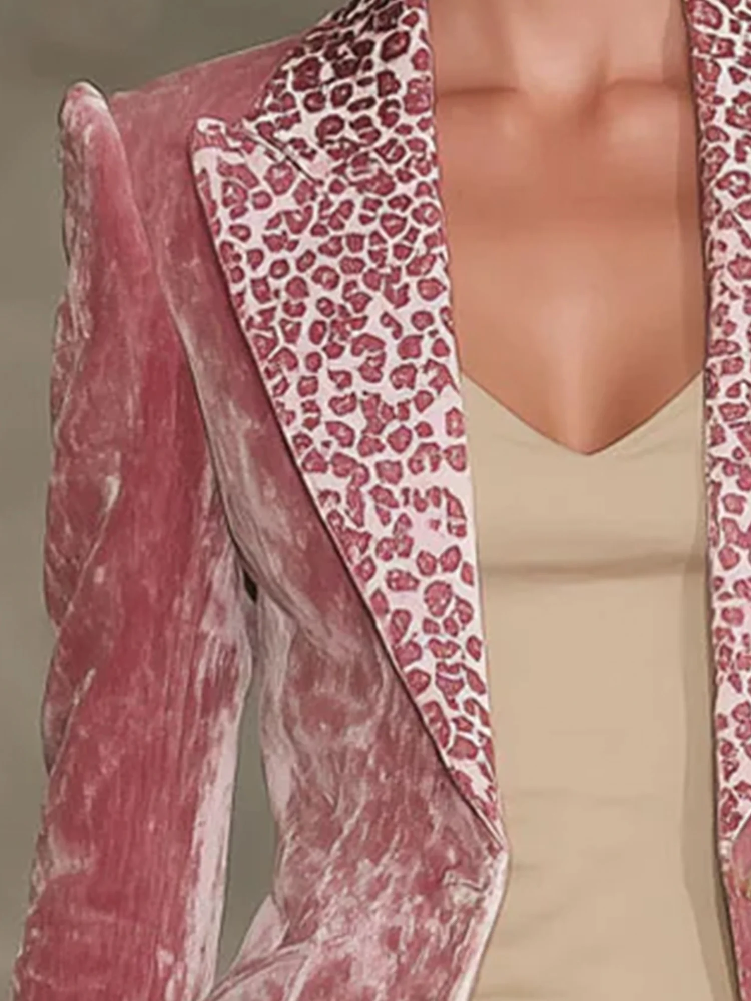 Elegant Bell Sleeve Split Joint Leopard Lapel Collar Blazer With Brooch