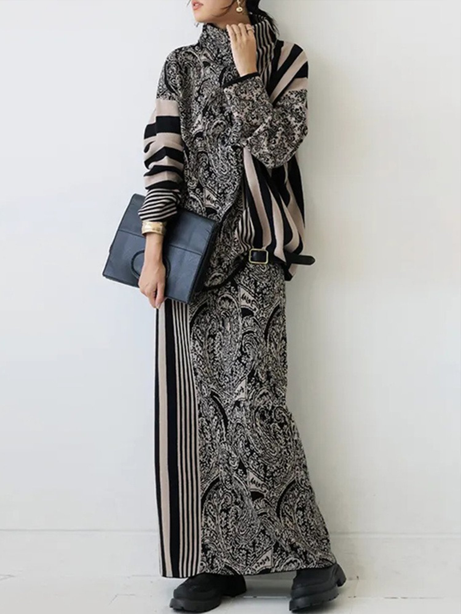 Urban Printing Paisley Maxi Skirt