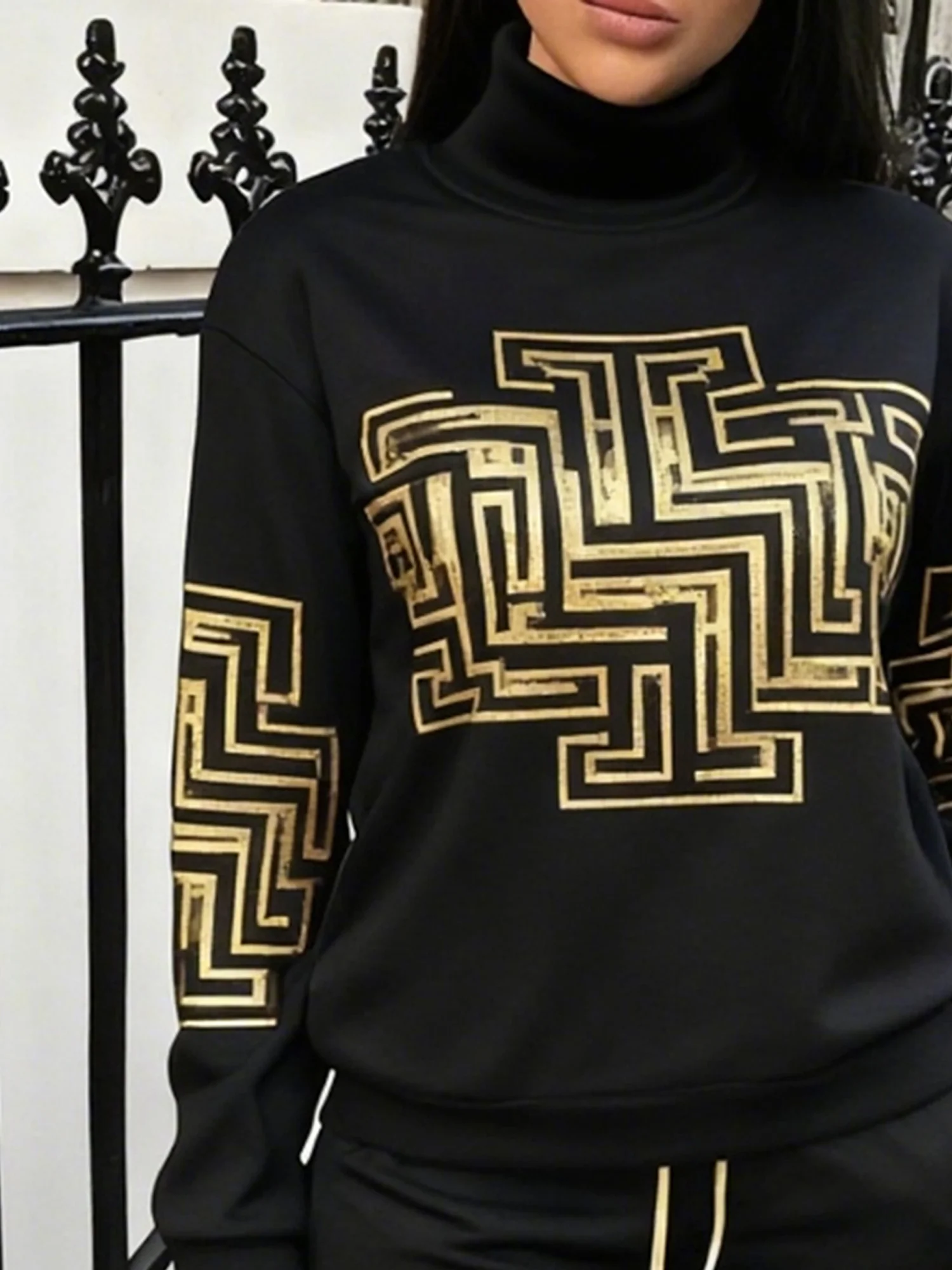 Casual Geometric Printing Turtleneck  Sweatshirt