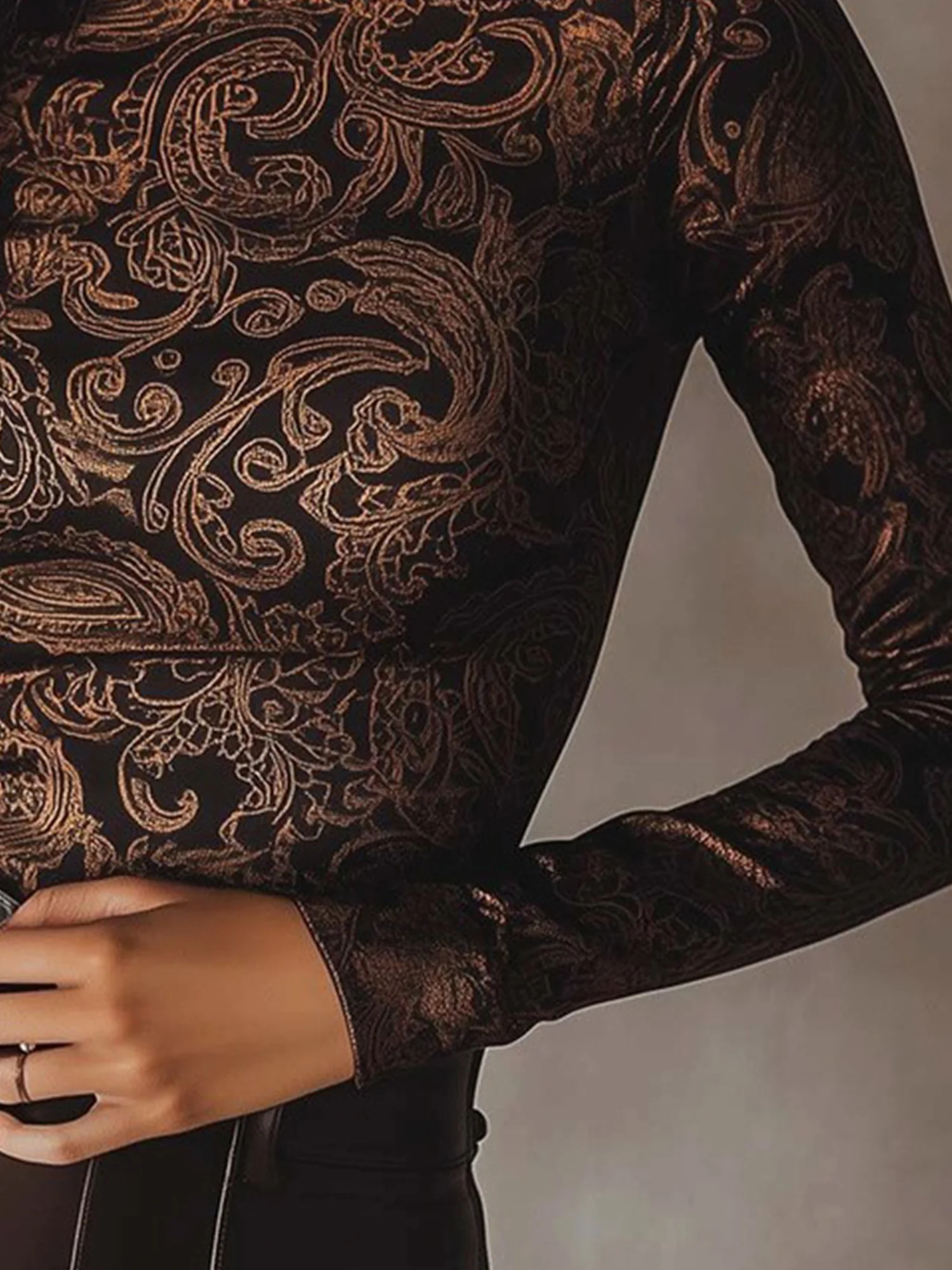 Plus Size Casual Paisley Printing Turtleneck Regular Sleeve T-shirt