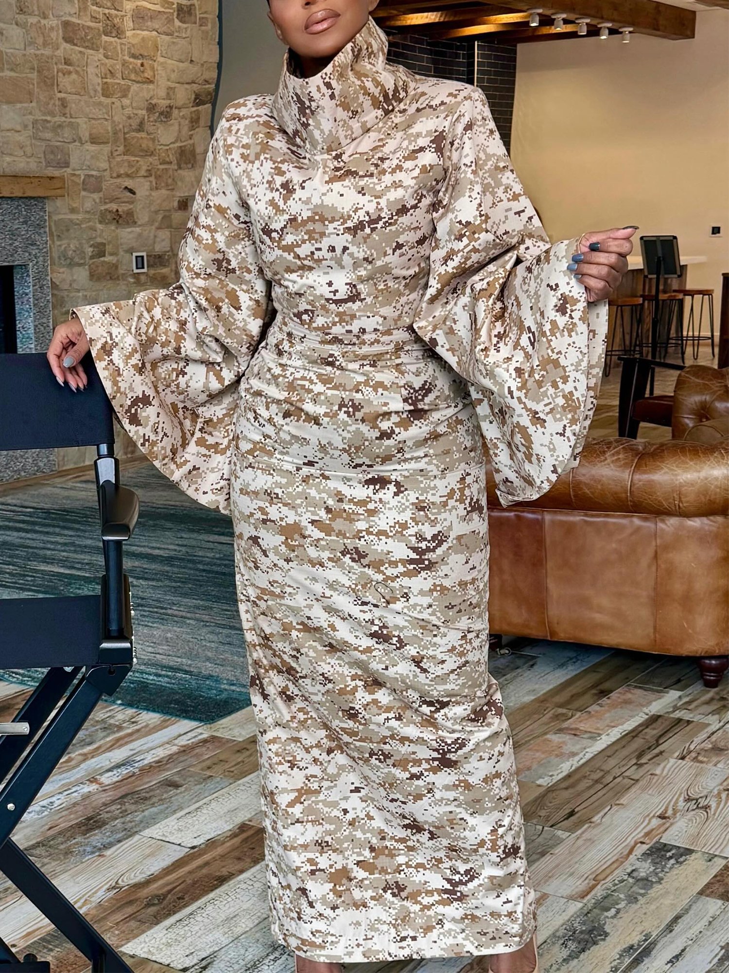 Elegant Camo Printing Turtleneck Blouse