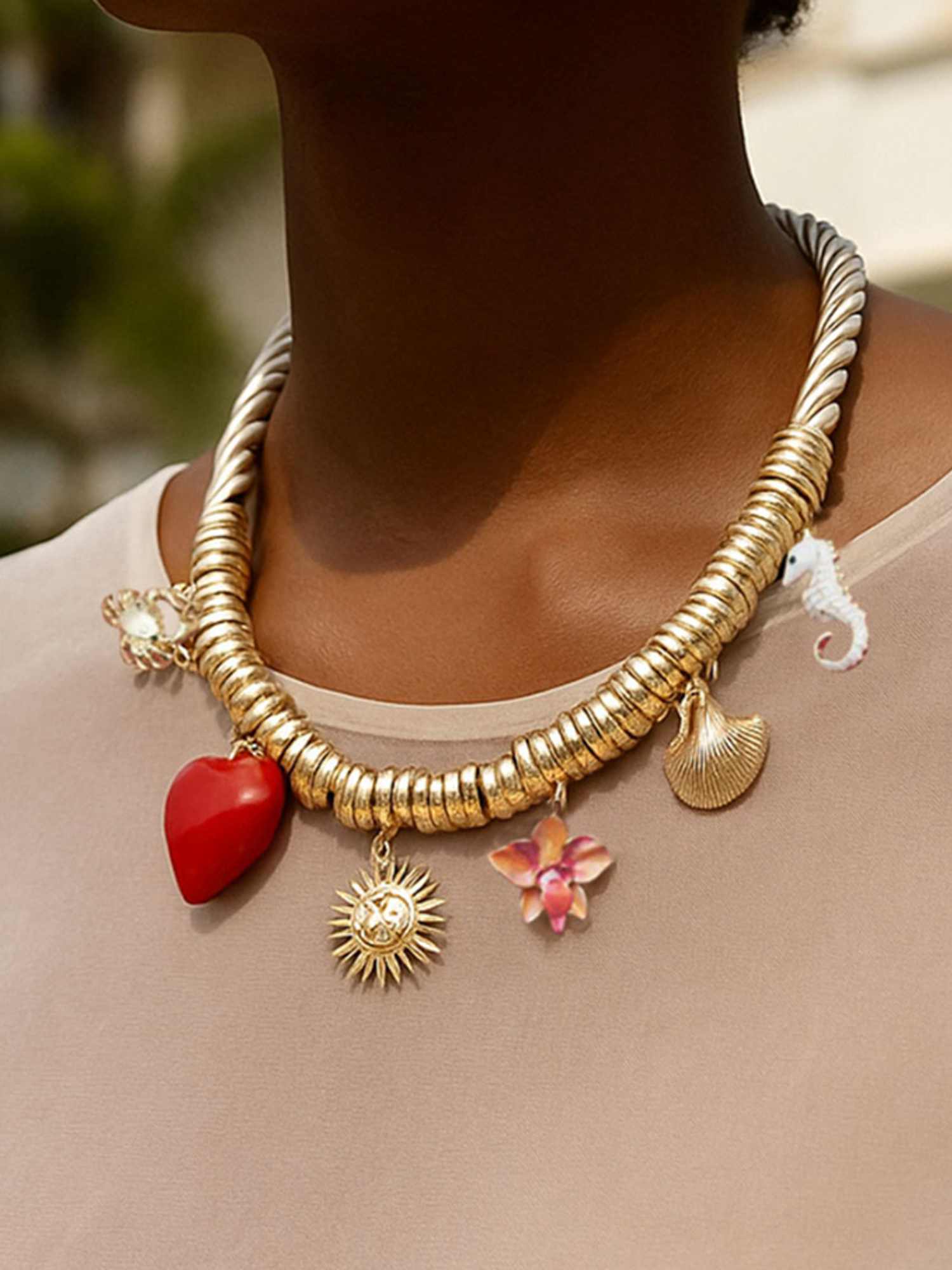 Lightweight metal charm rope necklace with alloy drip pendant