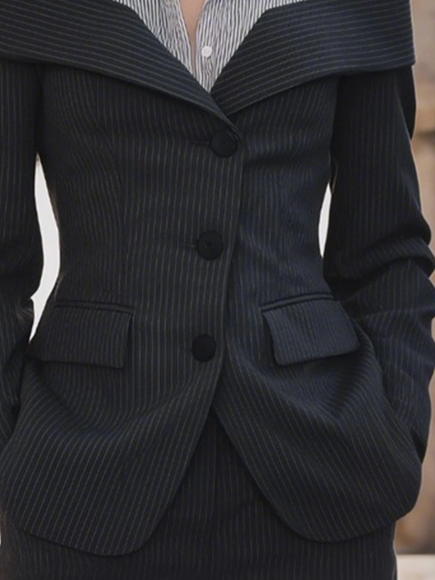 Urban Split Joint Striped Cold Shoulder Blazer