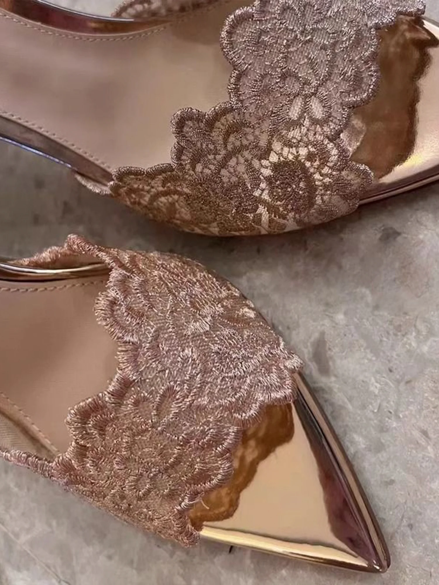 Elegant Lace Peep-Toe Sandals