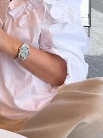 Elegant 3D Floral Cold-Shoulder Loose Shirt