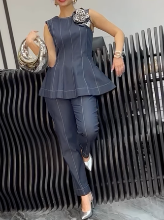 Urban Zipper Denim Sleeveless Top With Brooch - Image 2
