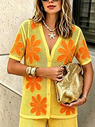 Vacation Block Floral Buttoned Shawl Collar Knit Top
