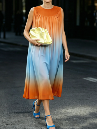 Elegant Gradient Pattern Crew Neck Maxi Dress