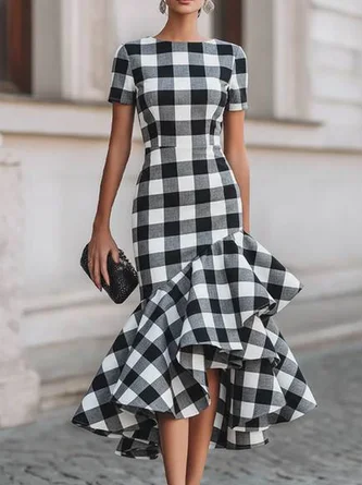 Elegant Plaid Crew Neck Maxi Dress