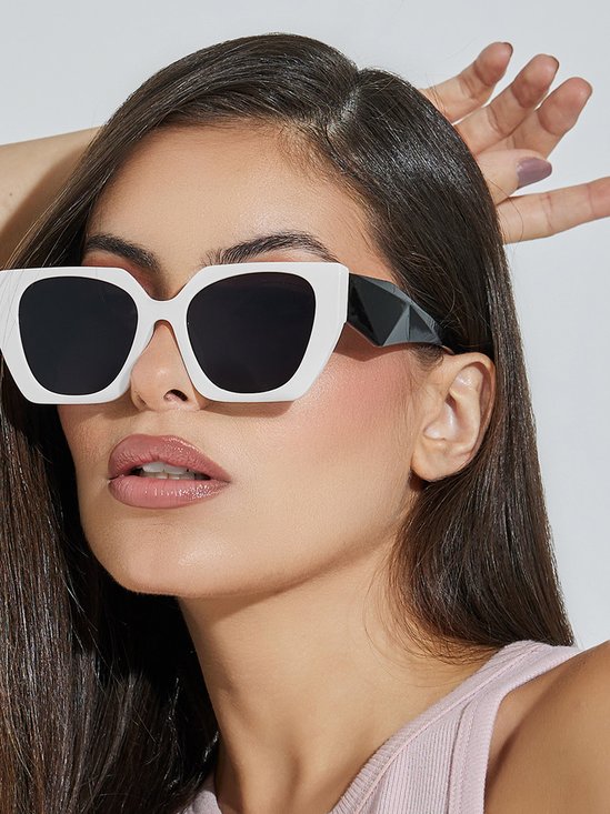 Minimalist Thick Frame Sunglasses