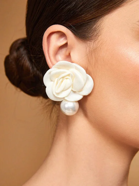 Elegant Flower Imitation Pearl Dangle Earrings