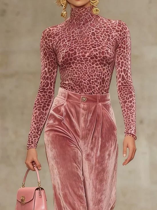 Urban Leopard Turtleneck T-shirt