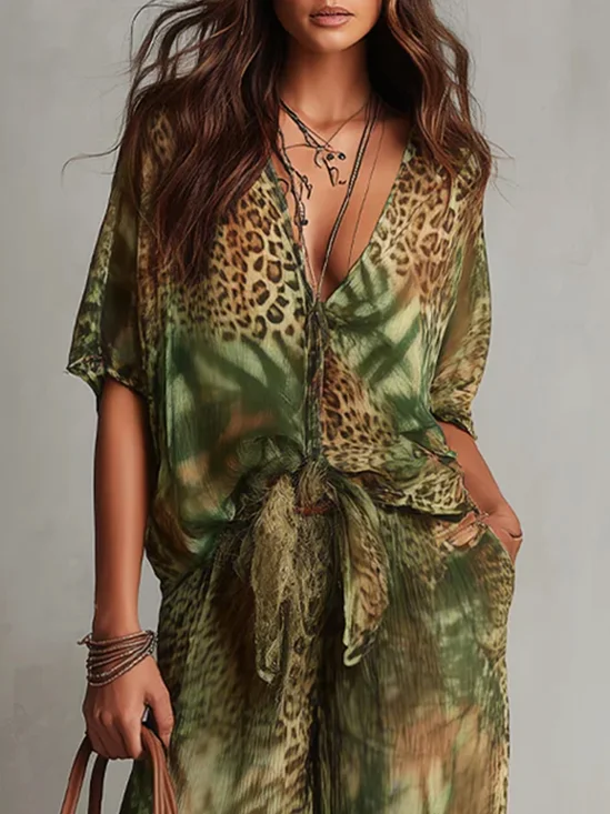 Vacation Leopard Printing V Neck Shirt