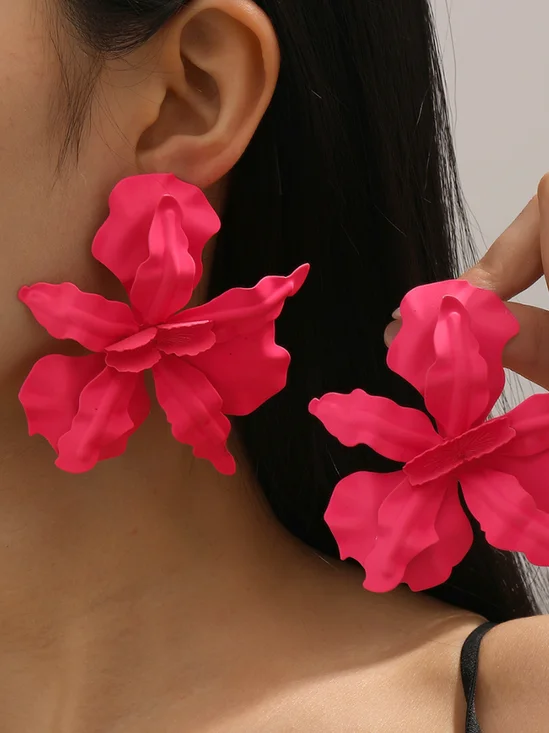 Irregular 3D Maple-Design Earrings