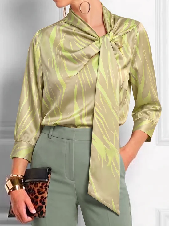 Elegant Chevron Printing Blouse