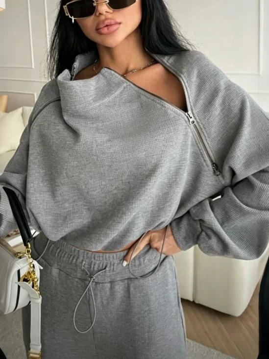 Casual Plain Zipper Mock Neck Sweatshirt