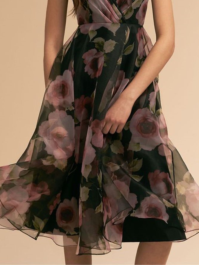 Elegant Regular Fit Floral Sleeveless Woven Dress